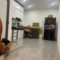 Bán Nhà Phố Thanh Lân - Tt Quận Hoàng Mai - 40M - Mặt Ngõ Kinh Doanh - Sáng Thoáng - Giá Bán 6 Tỷ !