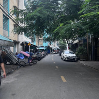 12,5 Tỷcó Thương Lượngbán Nhà Chân Dài Ngang Lớn Đang Có Hđt 33 Triệuiệu/Tháng. Cn: 110,4M2 . Giá Bán 12,5 Tỷ Tl
