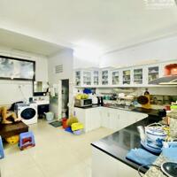 Bán nhà HXH Út Tịch, P4, Tân Bình, 81m2, 3 tầng, giá rẻ , sổ A4