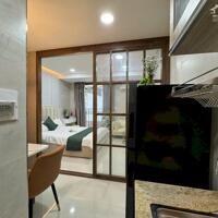 Còn trống 1 phòng tách bếp siêu rộng ngay Hàng Xanh