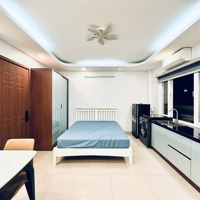 New 100%| 1 Phòng Ngủcửa Sổ Trời Máy Giặt Riêng,Gần Ngã Tư Phú Nhuận,Cầu Công Lý Q3_Chỉ Tính Điện,Free Hết