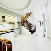 Lh Em Hue 0984423762
Ngõ Thông Kinh Doanh, Ô Tô Vào Nhà - Lô Góc 3 Thoáng.