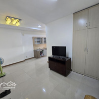 Chính Chủ Bán Cc The Useful Apartment, Lạc Long Quân, Giá Cực Chất - 54 M2 Chỉ Với 1 Tỷ 899