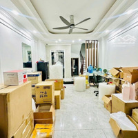 Ngõ Hoàng Cầu, Đống Đa,Diện Tích50M, 7 Tầng ,Mặt Tiền4,1M, G.iá 15,5 Tỷ Cách 1 Nhà Ra Ô Tô Tránh.