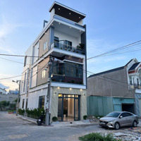 Bán Nhà 1 Trệt 3 Lầu (Góc 2 Mặt Tiền) Kdc Hoàng Minh Chánh P. Hoá An. Giá Chỉ 4,7 Tỷ Full Nội Thất