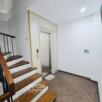 Kiệt Tác! Láng Hạ, Gara Ô Tô, Phân Lô Sát Phố, Văn Phòng, Thang Máy, Full Nội Thất. 52M2*7T