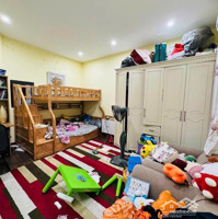 Hiếm, Bán Nhà Hào Nam, Diện Tích: 35M, 5T, Mt4M, Giá Bán 6.4Ty