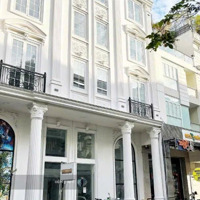 Building Hai Bà Trưng, Quận 3... Dt... 28 X 16M - Công Nhận 400M2.... Hầm - 3 Tầng .... Giá Bán 185 Tỷ