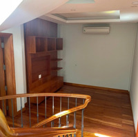 Chính Chủ Bán Gấp Nhà Mặt Tiền Đường Phổ Quang, P.9, Quận Phú Nhuận.dt: 5X17.5M Kết Cấu: Hầm 3 Tầng
