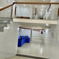 Tòa Nhà Chdv: Tôn Thất Thuyết, P. 18, Quận 4 Diện Tích: 4.6 X 24M Công Nhận: 104.7M2
