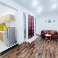 Cho Thuê Căn 2 Ngủ 1 Khách Ở Văn Cao,Ba Đình. Nội Thất Như Hình