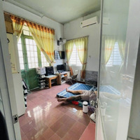 Sót Lại 1 Căn Duy Nhất Ko Đụng Hàng
Bề Ngang Siêu Phẩm Hơn Bảy Mét Lun
Cách Mặt Tiền Đúng 3 Bước