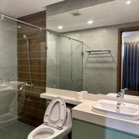 Chủ Nhà Định Cư Úc Bán Gấp Căn Hộ 2Phòng Ngủ 2 Vệ Sinh68M2 Sky Oasis Ecopark, Giá Bán 3Tỷ990 Hướng Đông Nam