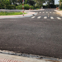 Chính Chủ Bán Gấp Đất Thổ Cư , 712 Triệu ,Shr Trong Kdc Hoàng Long , Đường An Thạnh , Bến Lức , Long An