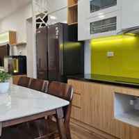 Cho Thuê Căn Hộ Chung Cư 113 Trung Kính.diện Tích135M Căn 3 Ngủ, Full Nội Thất. Giá 15 Triệu