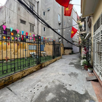Nhỏ Mà Có Võ! Nhỉnh 4 Tỷ! Có Tl
Nhà Phố Thái Hà- Đống Đa 6 Tầng Ngõ Thông- Ô Tô Đỗ Cửa Cực Hiếm!