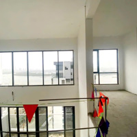 Thanh Trang - (Căn Hiếm) Bán Duplex View Sông Siêu Đẹp 220M2 Chỉ 22,8 Tỷ - Liên Hệ: 0938 410971 Ms Trang