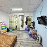 Nhà rộng hẻm 1 trục, gần Cầu Vượt Hoàng Hoa Thám, 6.15 tỷ