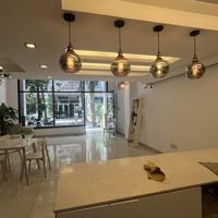Nhà Phố Hưng Gia 4 Phú Mỹ Hưng Cho Thuê Giá Tốt