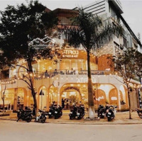 Cho Thuê Nhà Mặt Phố Nguyễn Văn Lộc , Hà Đông,Diện Tích200M2X4T,Mặt Tiềnlô Góc 20M, Đoạn Kd Đẹp, Vỉa Rộng.