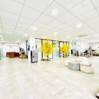 Cho Thuê Văn Phòng Hồng Lĩnh 300M2 Khu Cư Xá Bắc Hải Tòa Nhà Đẹp Mặt Tiền Lớn Đầy Đủ Pccc