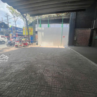 Cho Thuê Trệt Gác Trống Suốt 900M2 Đường Phạm Hùng , Quận 8 . Liên Hệ: 0774741248