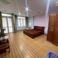 Cho thuê nhà Văn Cao 8 p.ngủ khép kín, DT: 75m2.