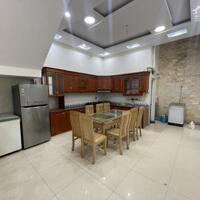 Cho thuê nhà Văn Cao 8 p.ngủ khép kín, DT: 75m2.