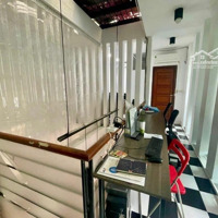 Cho Thuê Nhà Nguyên Căn Trần Thái Tông.diện Tích70M2, 4 Tầng. Ô Tô Vào Nhà. Giá Bán 19 Triệu/Th
