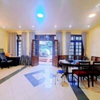 Bán nhà Văn Cao, Ba Đình 90m2, mặt tiền 6m vỉa hè ô tô 2 thoáng 37.5 tỷ gần Hồ Tây