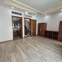 Bán Nhà Đẹp 4Tầng Ngay Công Viên Ven Sông -Diện Tích105M2 - Chỉ 15X Tỷ