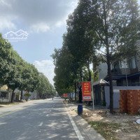 Vị Trí Buôn Bán Gần Trung Tâm Thành Phố Mới, Khu Công Nghiệp Bao Quanh. Dân Cư Đông Đúc
