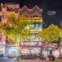 Siêu Phẩm.cho Thuê Mbkd Lô Góc Phố Nguyễn Văn Lộc. Diện Tích: 190M2 X 4 Tầng,Mt Lô Góc 20M,Giá 140 Triệu/Tháng