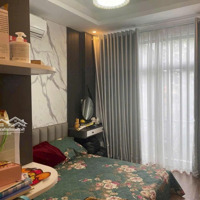 Bán Nhà 3 Tầng 3 Phòng Ngủ Full Nội Thất Ôtô Sát Cửa, Cạnh Chợ Lớn, Bv - Trường Học, Giáp Quốc Lộ 6