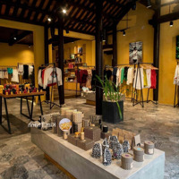 Bán Nhà View Sông Hoài Trung Tâm Phố Cổ Hội An 241M² Chỉ 28,9 Tỷ Dòng Tiền Mạnh