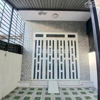 Nhà rộng 2 phòng gần chợ Bà Bộ