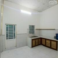 Nhà rộng 2 phòng gần chợ Bà Bộ