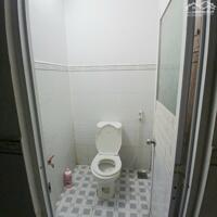 Nhà rộng 2 phòng gần chợ Bà Bộ