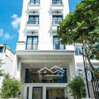 Tòa Nhà Chdv 5 Tầng Đường Võ Thị Sáu, Quận 3 24 Phòng Hđt: 100 Triệu/Tháng Giá Bán 26 Tỷcó Thương Lượng Liên Hệ: 0971618594