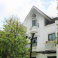Bán Nhà 330M2 Tại Việt Hưng Lô Góc Mặt Tiền 20M Phù Hợp Xây Building, Nhà Vườn Giá Chỉ 155 Triệu/M2