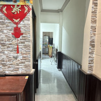 Mt Cẩm Lệ Đường 33M. Nguyễn Như Đãi Hiện Đang Kinh Doanh Hiệu Thuốc - Diện Tích Nhà 87M2 Ngang 4.3M