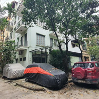 25 Triệu/Tháng! Lô Góc! 2 Mặt Ô Tô Tránh! Nhà Liền Kề Ngọc Khánh 100M2, 5 Tầng, Mt9M.