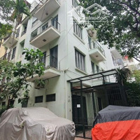 25 Triệu/Tháng! Lô Góc! 2 Mặt Ô Tô Tránh! Nhà Liền Kề Ngọc Khánh 100M2, 5 Tầng, Mt9M.
