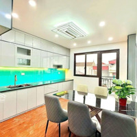 Bán Nhà Mặt Ngõ Hồ Tùng Mậu 10.3 Tỷ 45M2 Thang Máy 1 Nhà Ra Phố