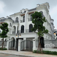 Bán Biệt Thự Đơn Lập Mặt Biển Hồ Ngọc Trai. 306M2 X 4 Tầng. Mặt Tiền 17M. Siêu Vip. Giá Bán 130 Tỷ