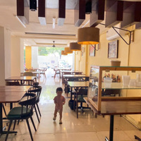 Cho Thuê Mặt Tiền 8X20 Hưng Gia 3, Phường Tân Phong, Quận 7 Giá Bán 25 Triệu