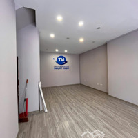 Cho Thuê Mặt Bằng Kinh Doanh Phố Trần Đại Nghĩa,Diện Tích150Mx2T,Mặt Tiền11M, Khu Vực Sinh Viên Đông Đúc