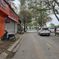 Cho Thuê Nhà Mặt Phố Tổng Diện Tích 125 M2 Trong Đó Tầng Một 75 M2 Và Tầng Gác Xép 50M2.
