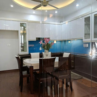 Cần Bán Nhà Riêng 4 Tầng Rất Đẹp Khu Phố Ngọc Lâm, 46M, 4 Tầng 13,3 Tỷ, Oto Tránh