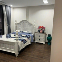 Bán Gấp Căn Chung Cư Cao Cấp Mặt Đường Láng Hạ, Lô Góc, 2 Ban Công, Thoáng Sáng View Hồ